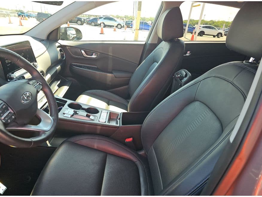 2023 Hyundai Kona EV view 5