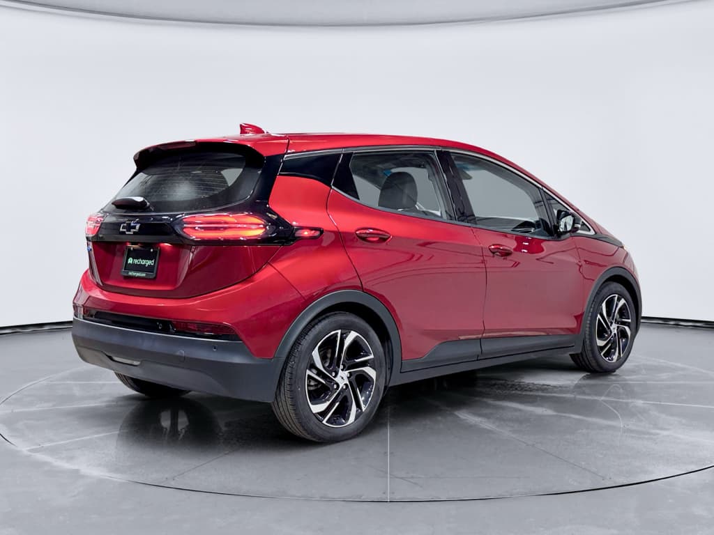 2023 Chevrolet Bolt EV view 3