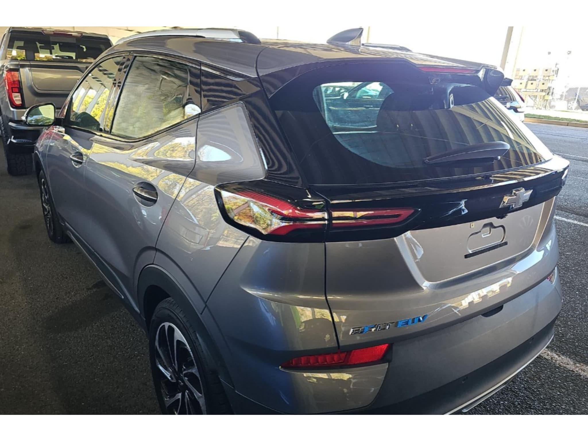 2023 Chevrolet Bolt EUV view 2