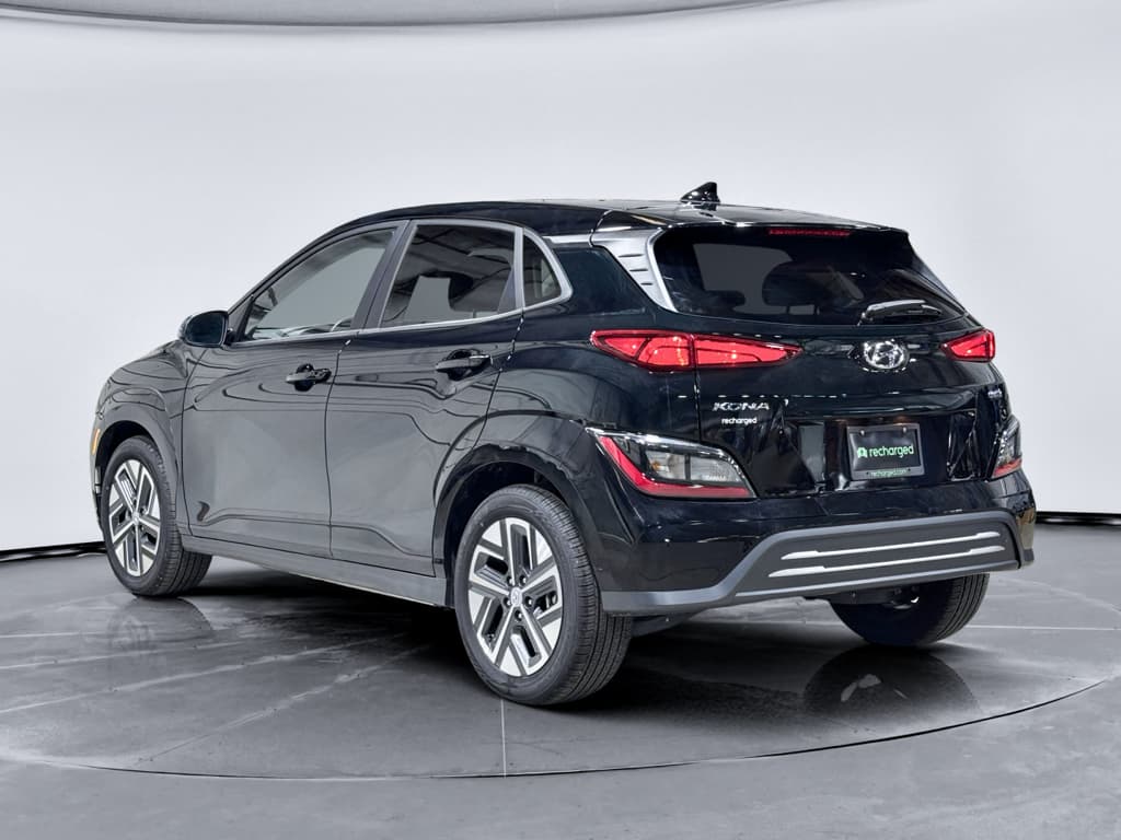 2023 Hyundai Kona EV view 2