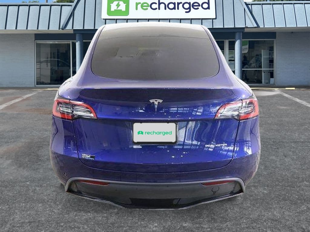 2024 Tesla Model Y view 3