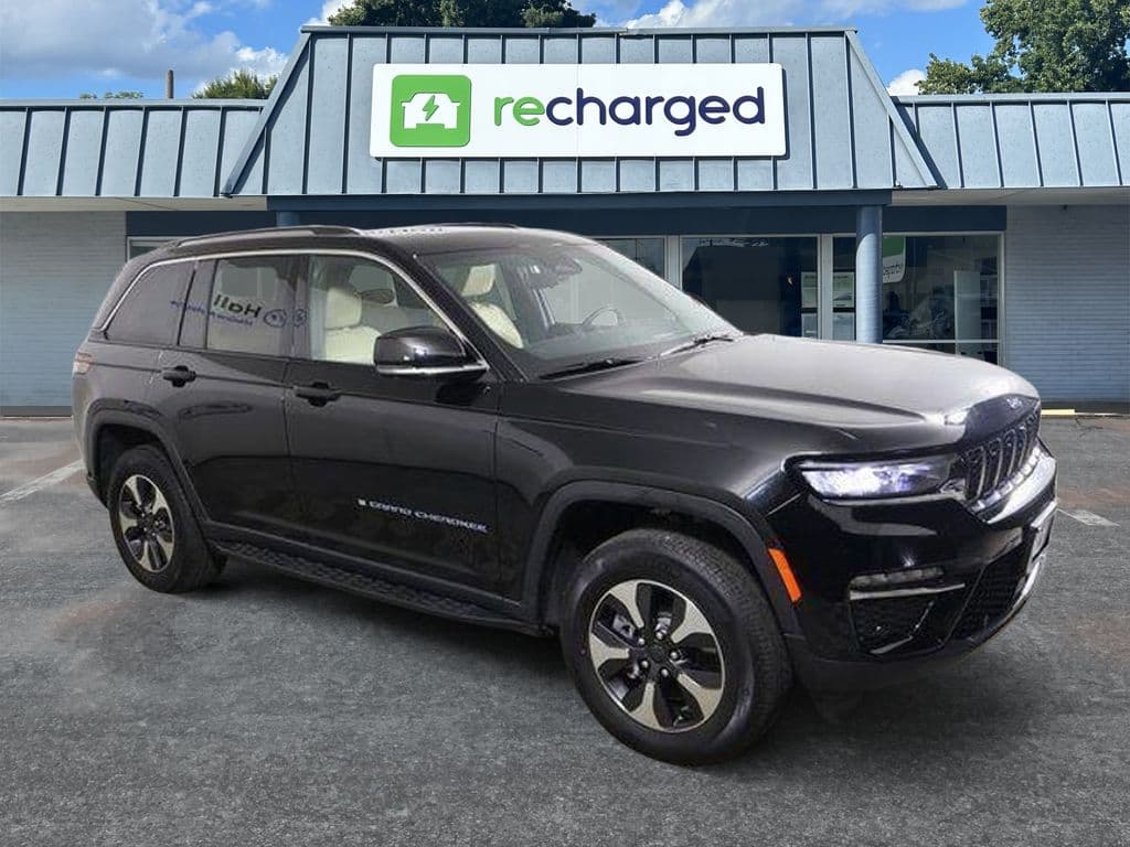 2023 Jeep Grand Cherokee 4xe view 5