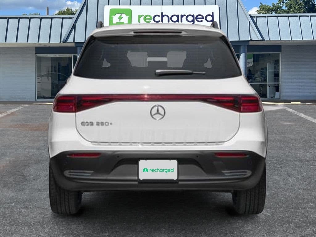 2024 Mercedes-Benz EQB view 3