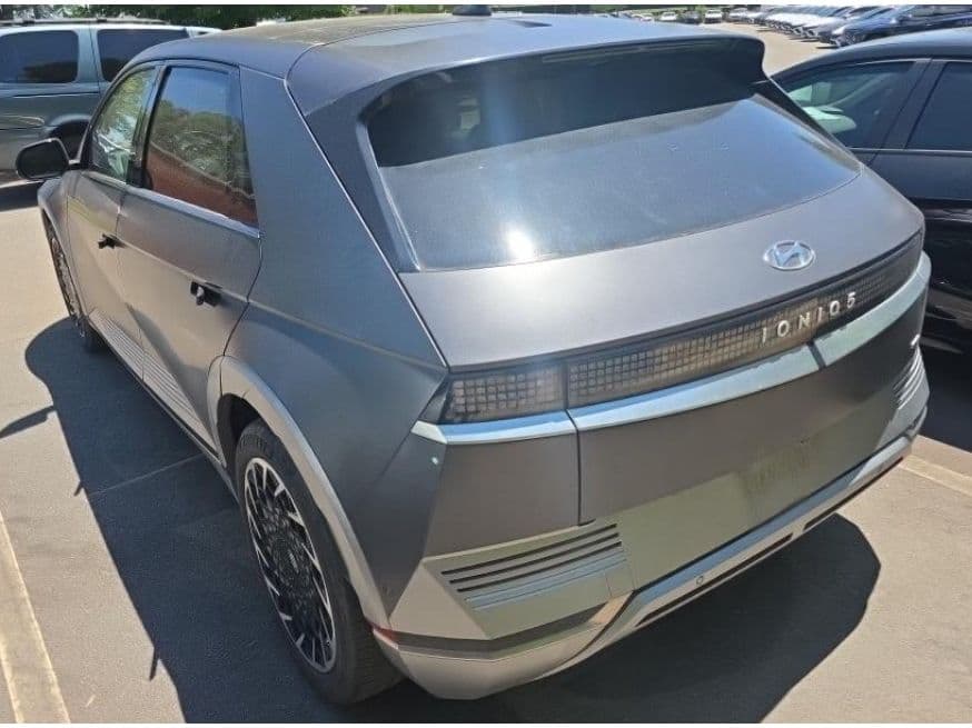 2023 Hyundai IONIQ 5 view 4