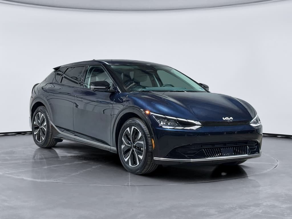 2024 Kia EV6 view 4