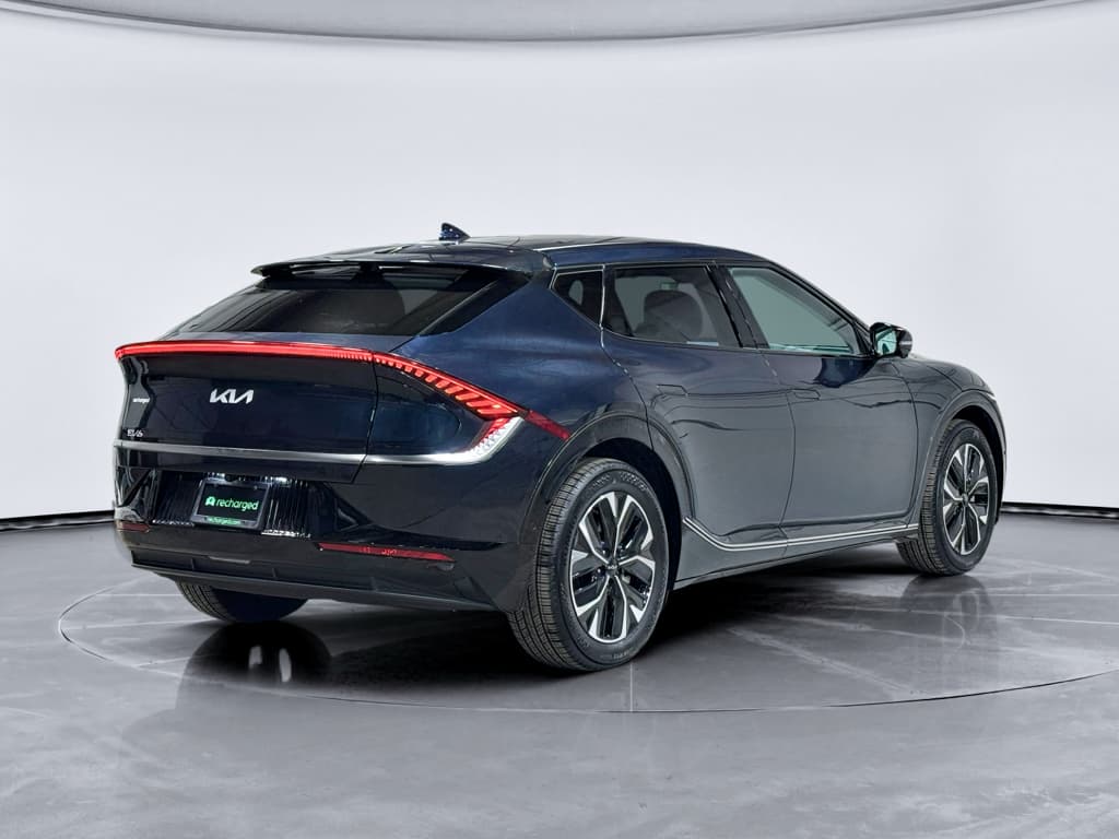 2024 Kia EV6 view 3