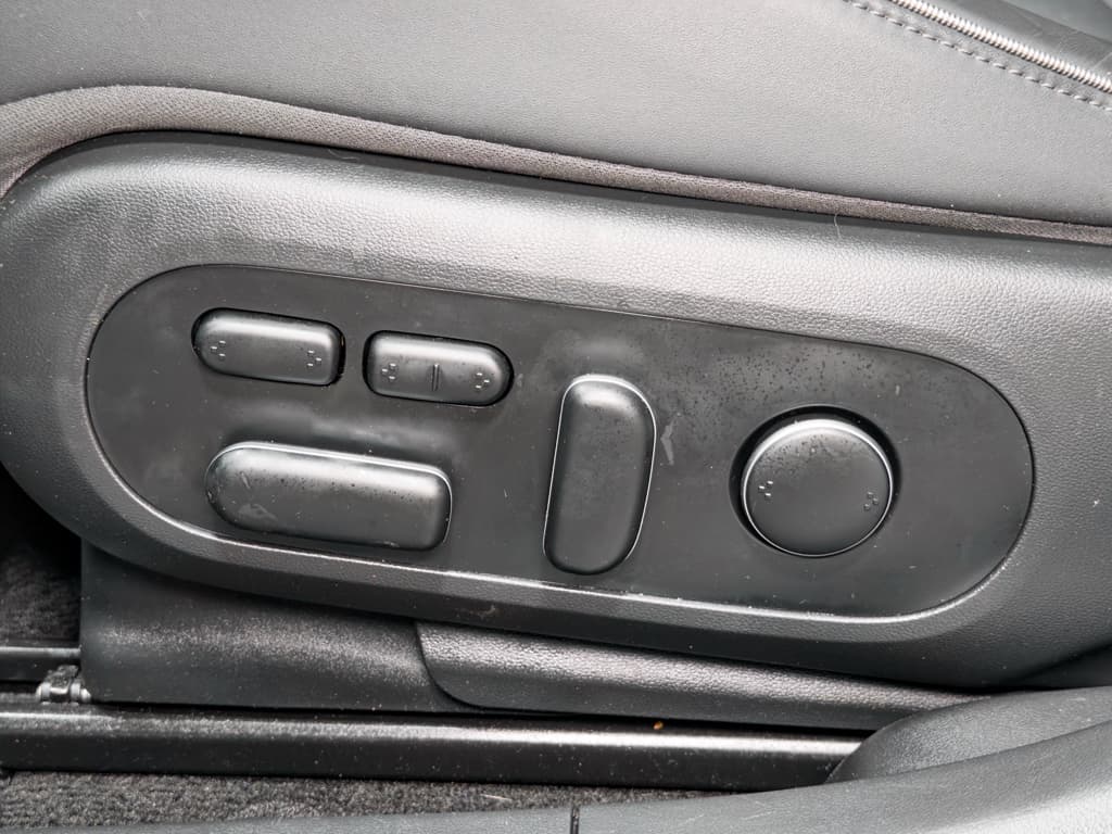 2023 Hyundai IONIQ 5 view 6