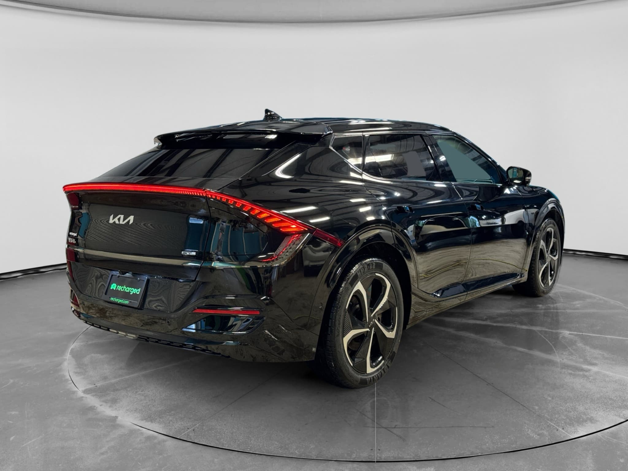 2024 Kia EV6 view 3