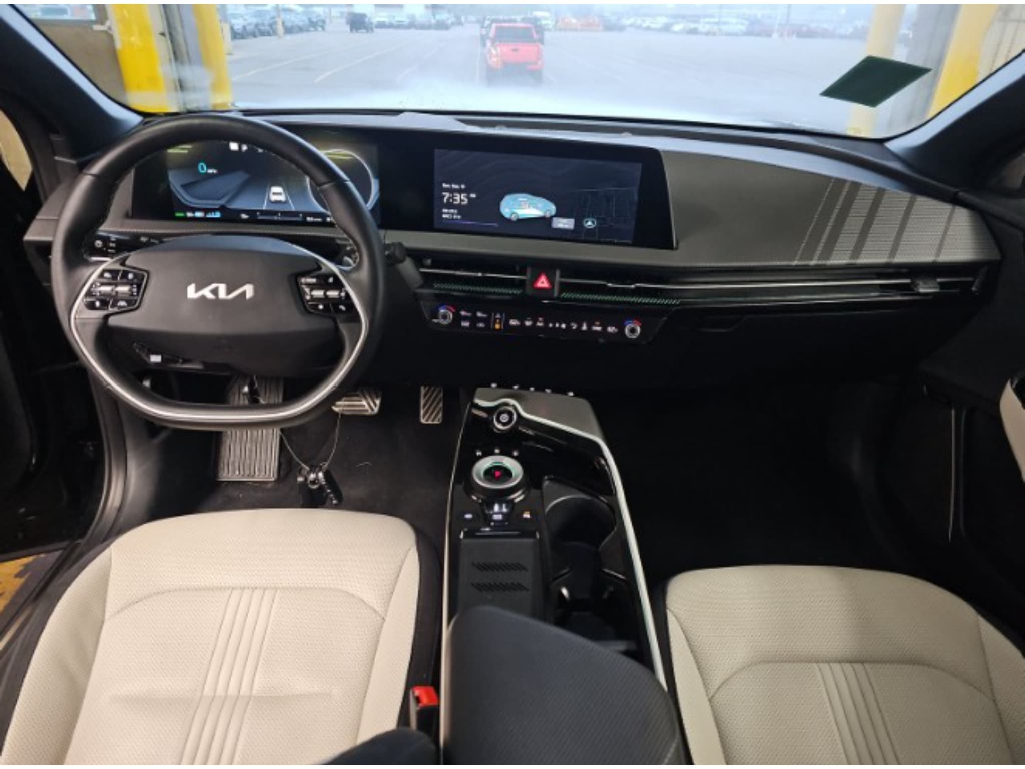 2024 Kia EV6 view 5