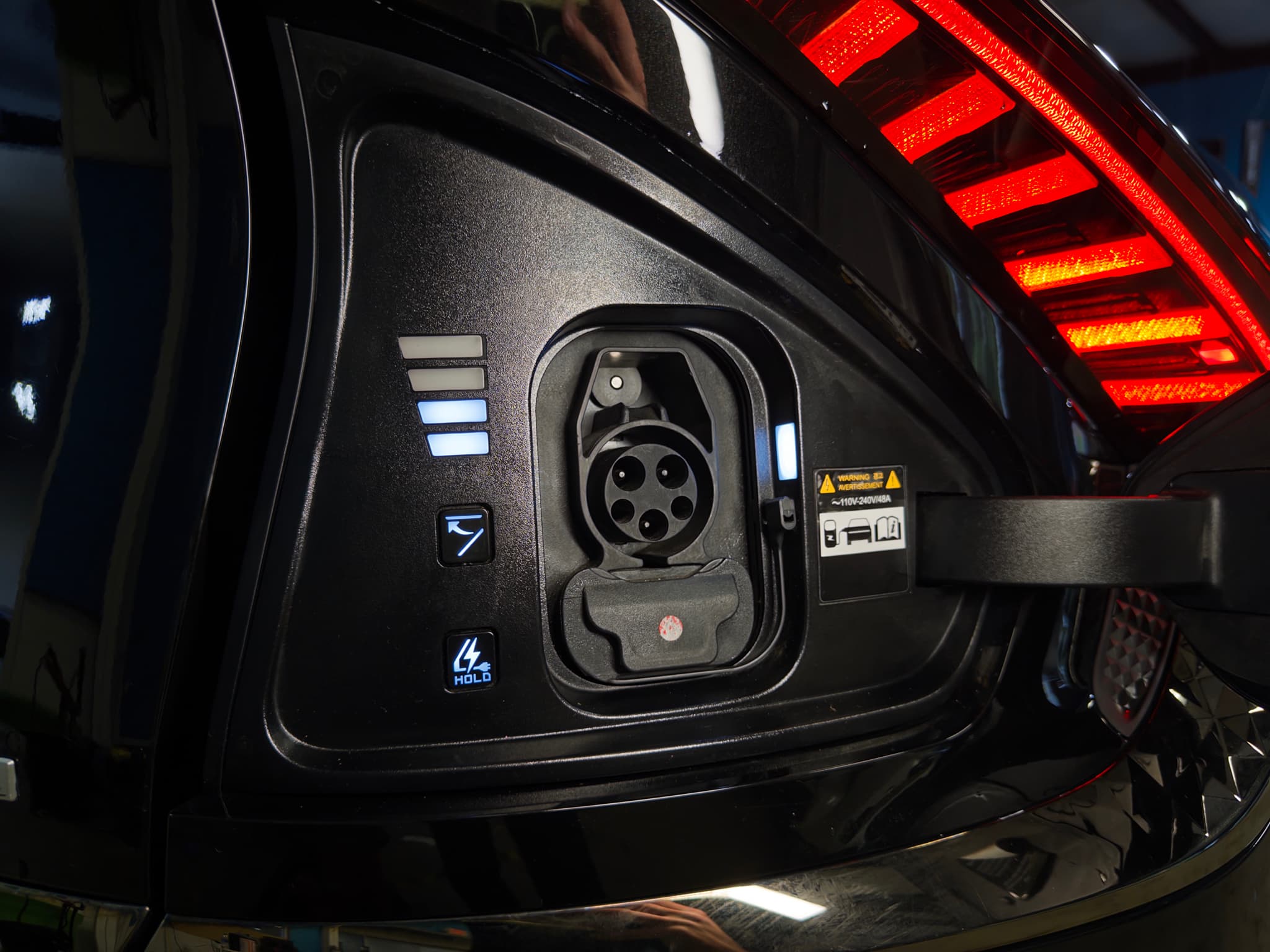 2024 Kia EV6 view 5