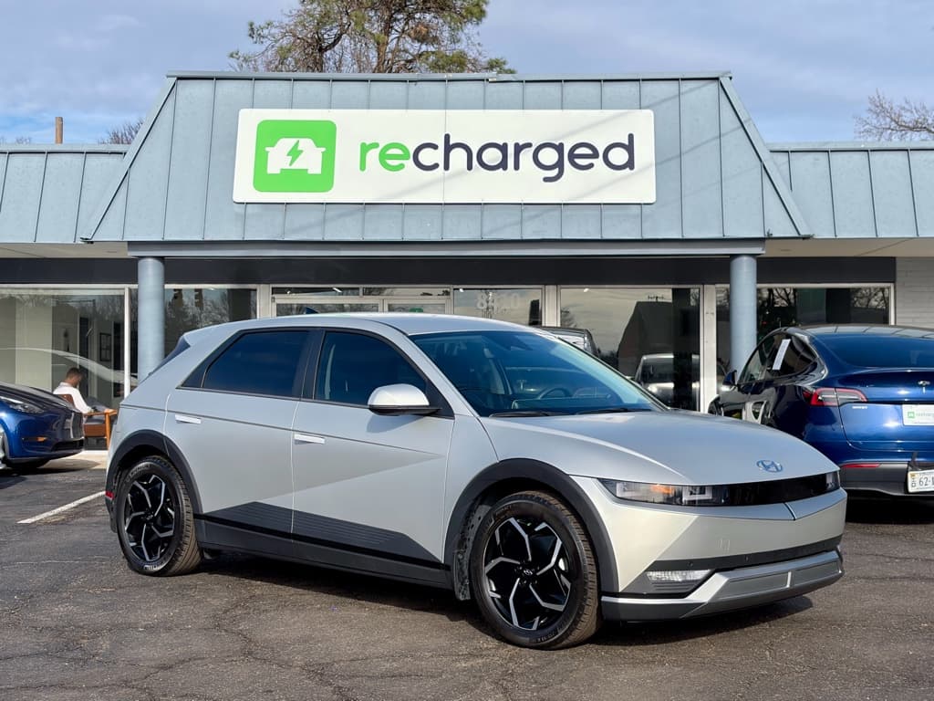 2023 Hyundai IONIQ 5 view 4