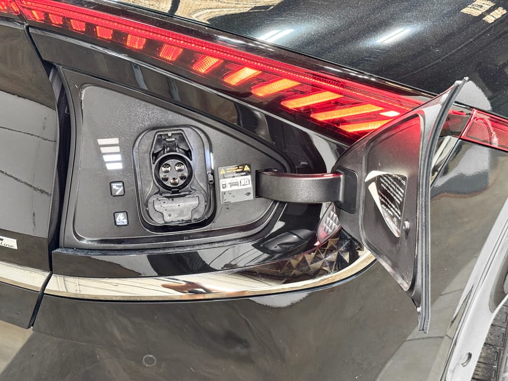 2024 Kia EV6 view 5
