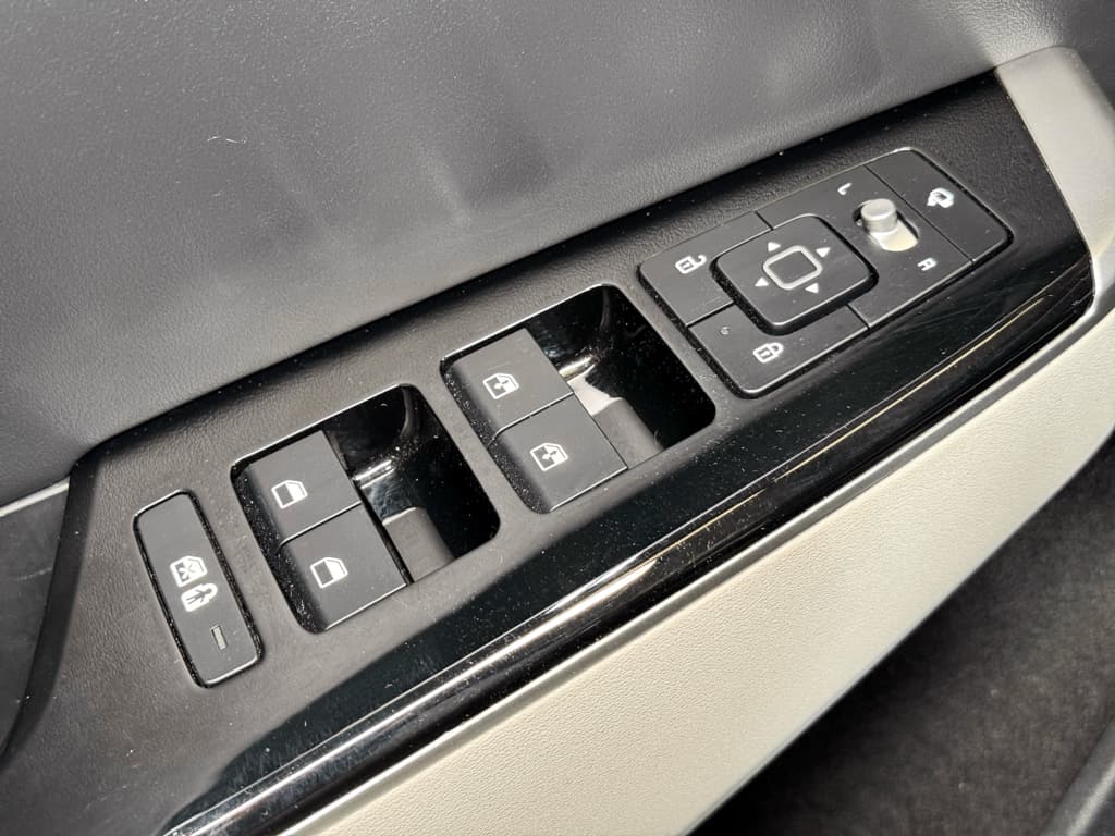 2024 Kia EV6 view 7