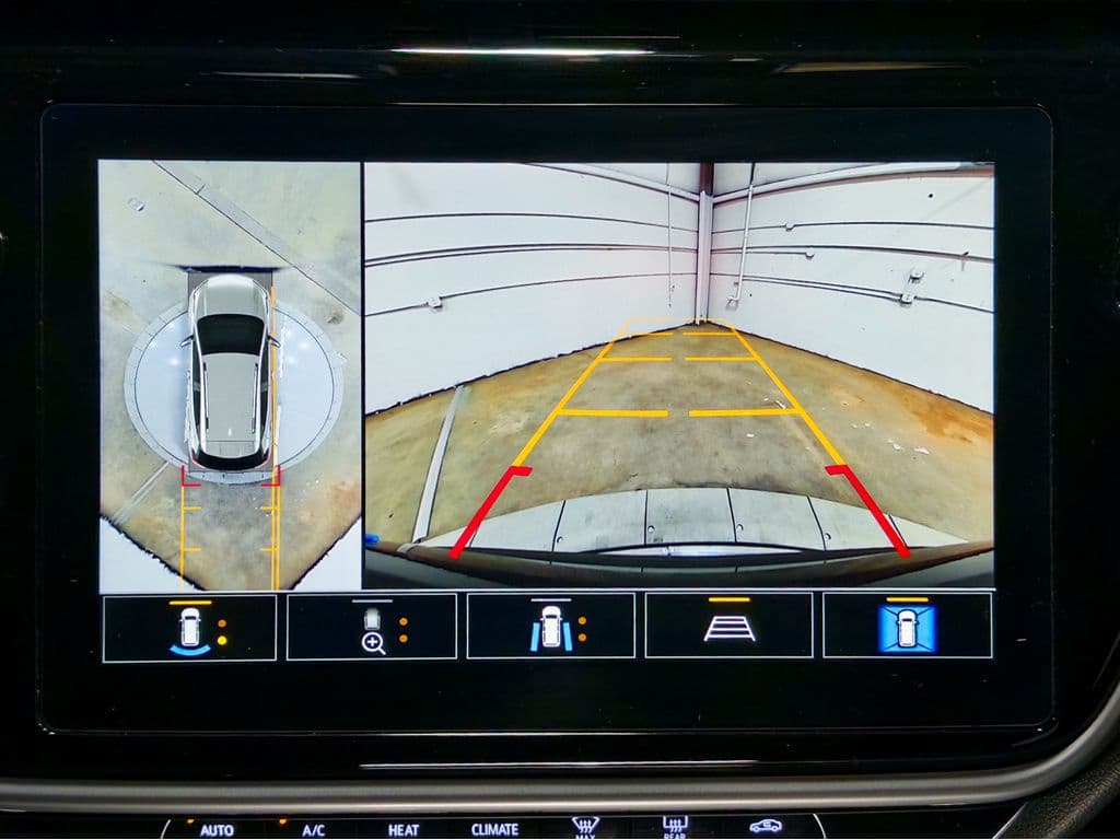 2023 Chevrolet Bolt EUV view 14