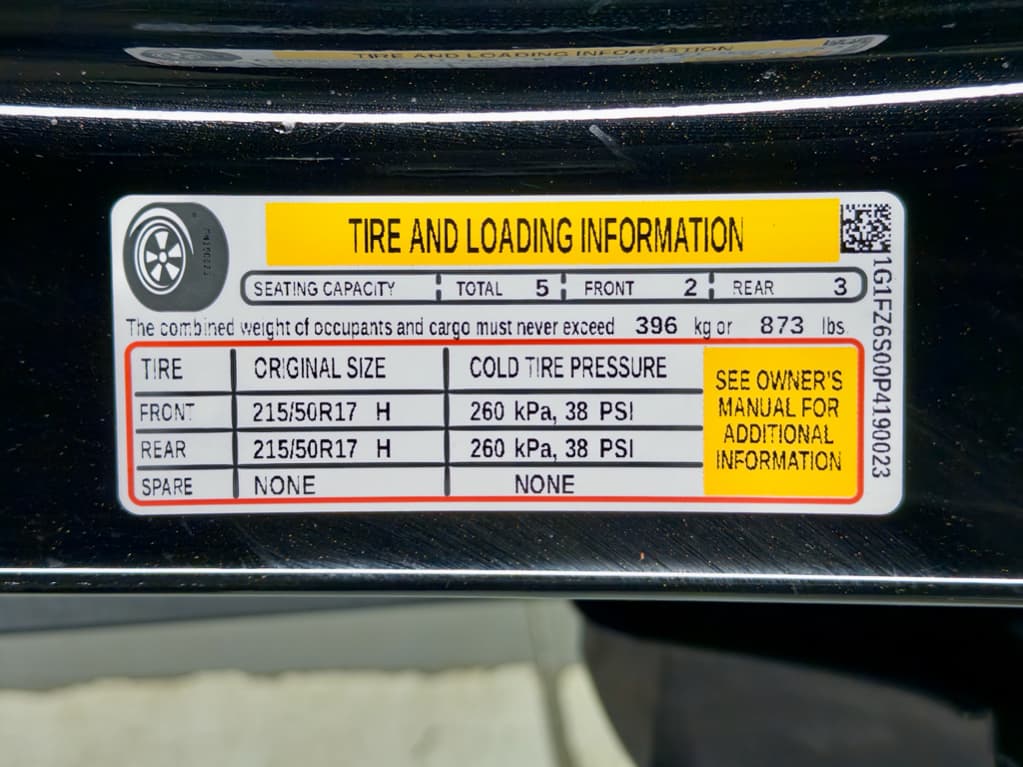 2023 Chevrolet Bolt EUV view 28