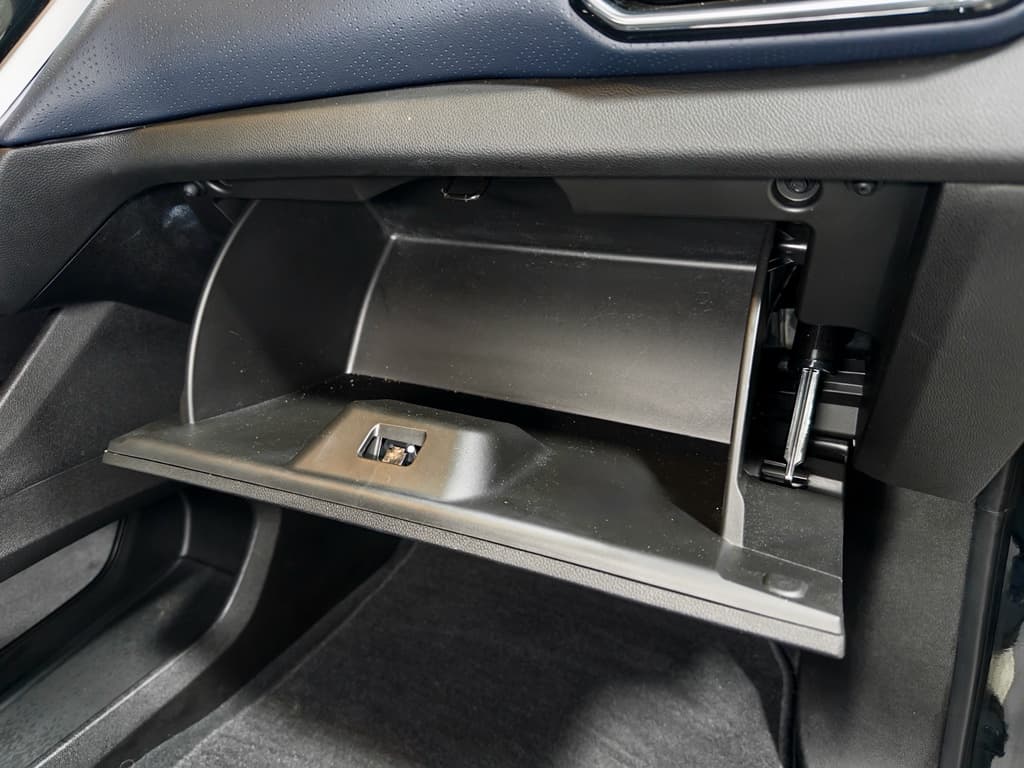 2023 Chevrolet Bolt EUV view 20