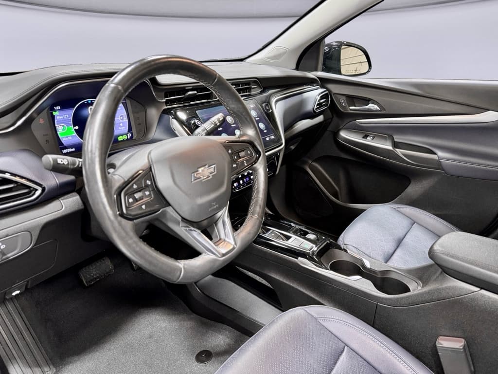 2023 Chevrolet Bolt EUV view 18
