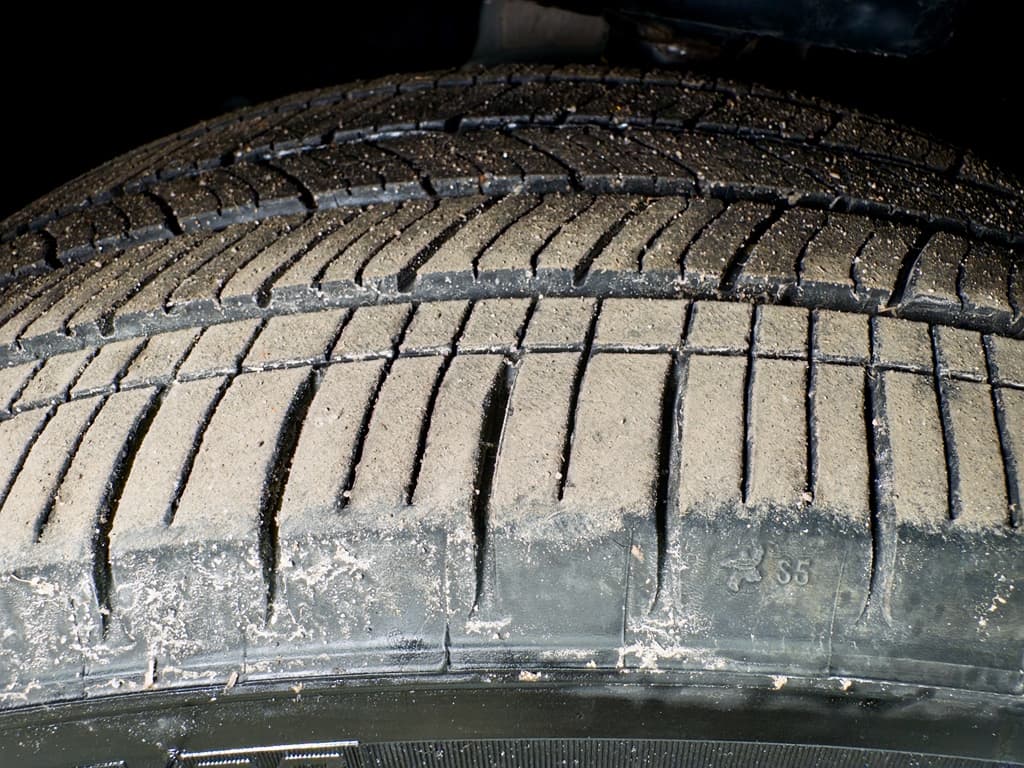 2023 Chevrolet Bolt EUV view 30