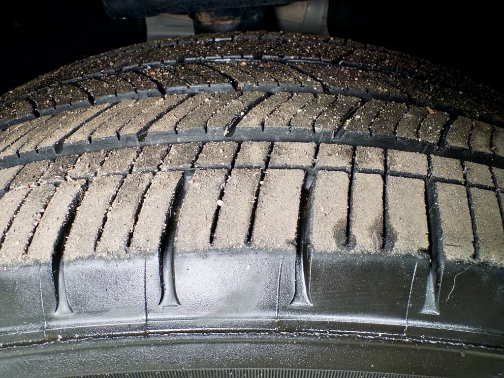 2023 Chevrolet Bolt EUV view 36