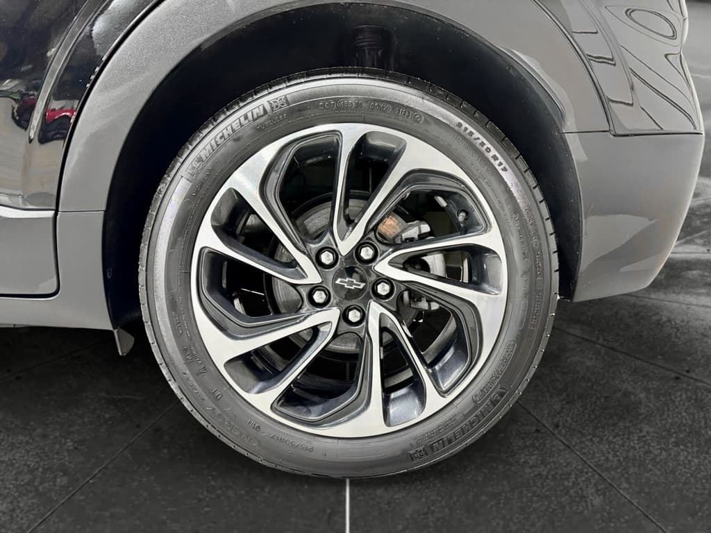 2023 Chevrolet Bolt EUV view 31