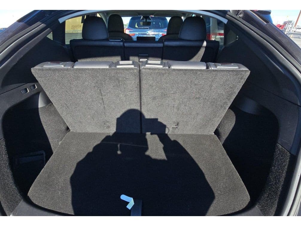 2021 Tesla Model Y view 7