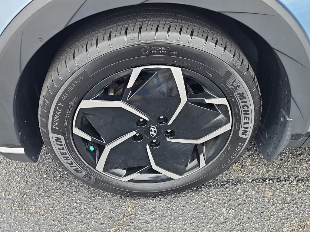 2023 Hyundai IONIQ 5 view 18