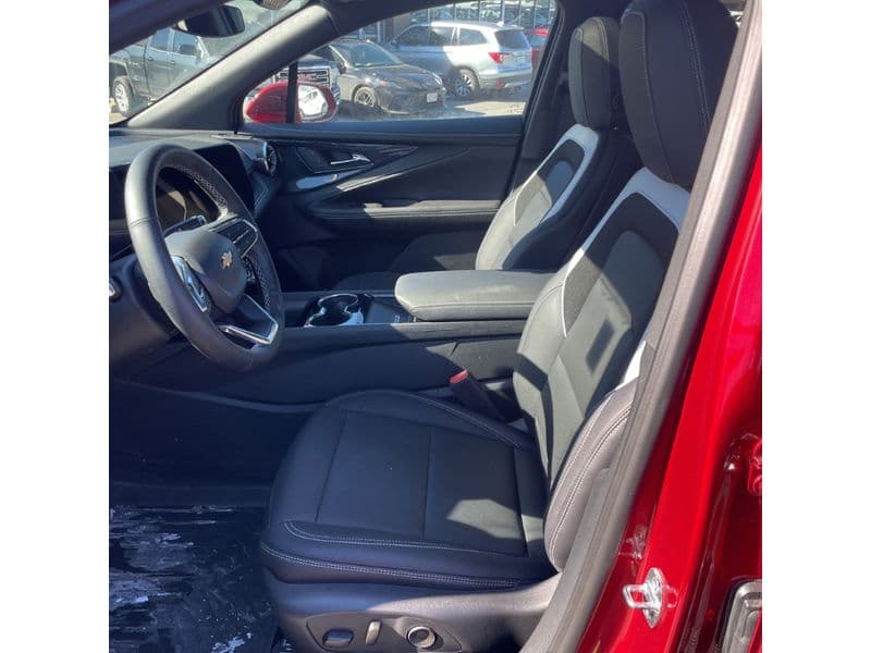 2025 Chevrolet Blazer EV view 5