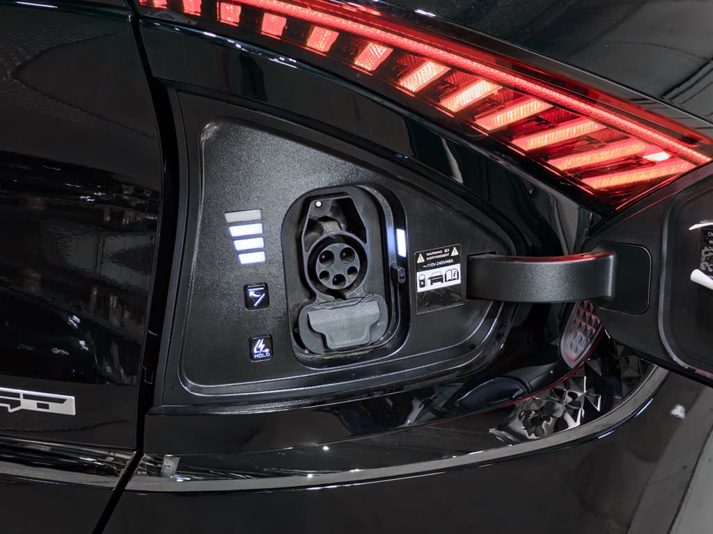 2024 Kia EV6 view 5
