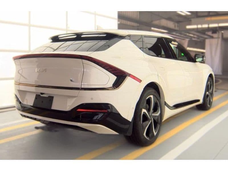2024 Kia EV6 view 3
