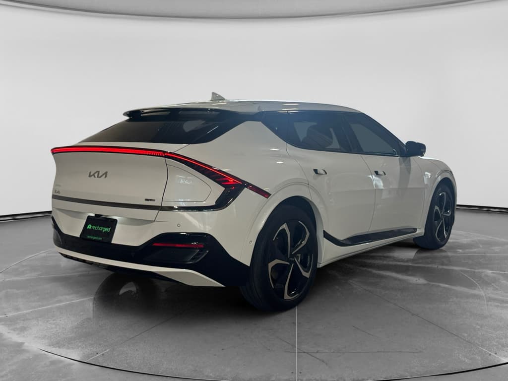 2024 Kia EV6 view 4