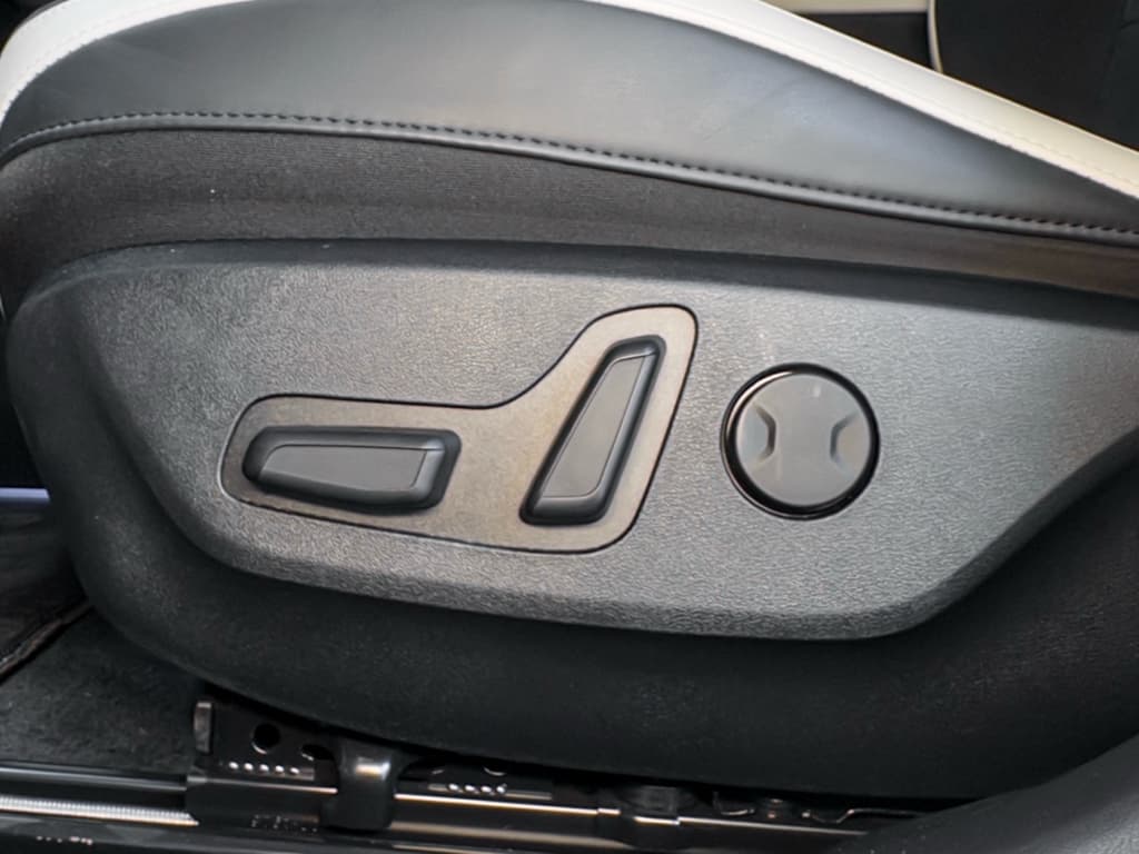 2024 Kia EV6 view 6