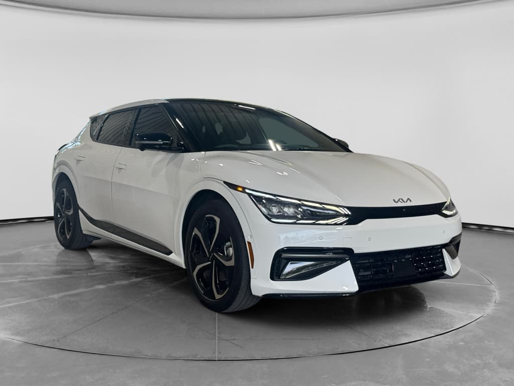 2024 Kia EV6 view 3