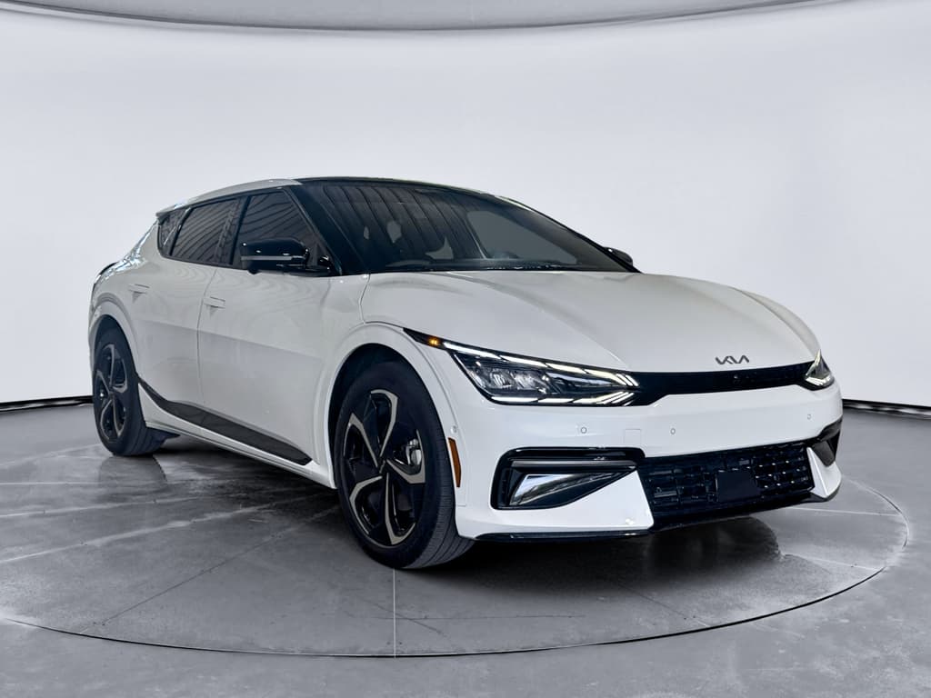 2024 Kia EV6 view 4