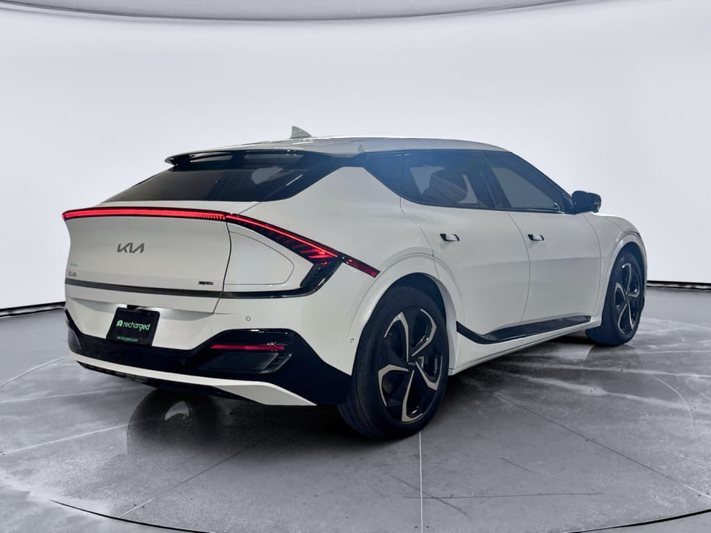 2024 Kia EV6 view 3