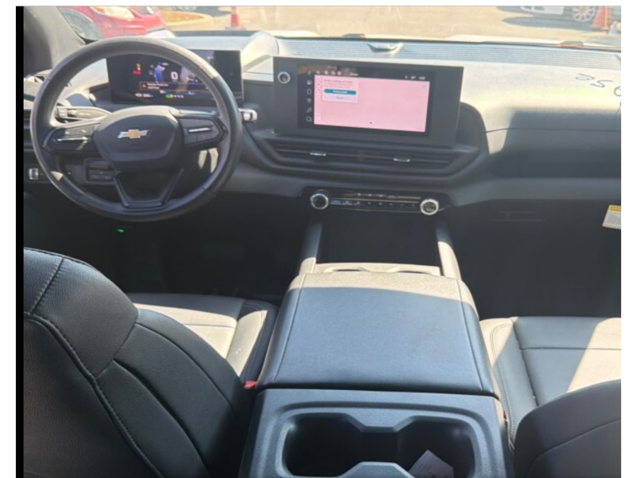 2024 Chevrolet Silverado EV view 7