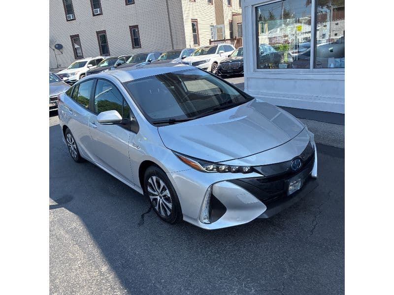 2022 Toyota Prius Prime view 2