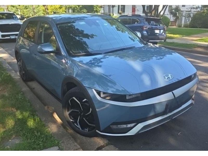 2023 Hyundai IONIQ 5 view 2
