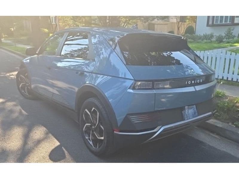 2023 Hyundai IONIQ 5 view 4