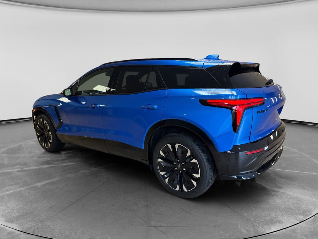 2024 Chevrolet Blazer EV view 3
