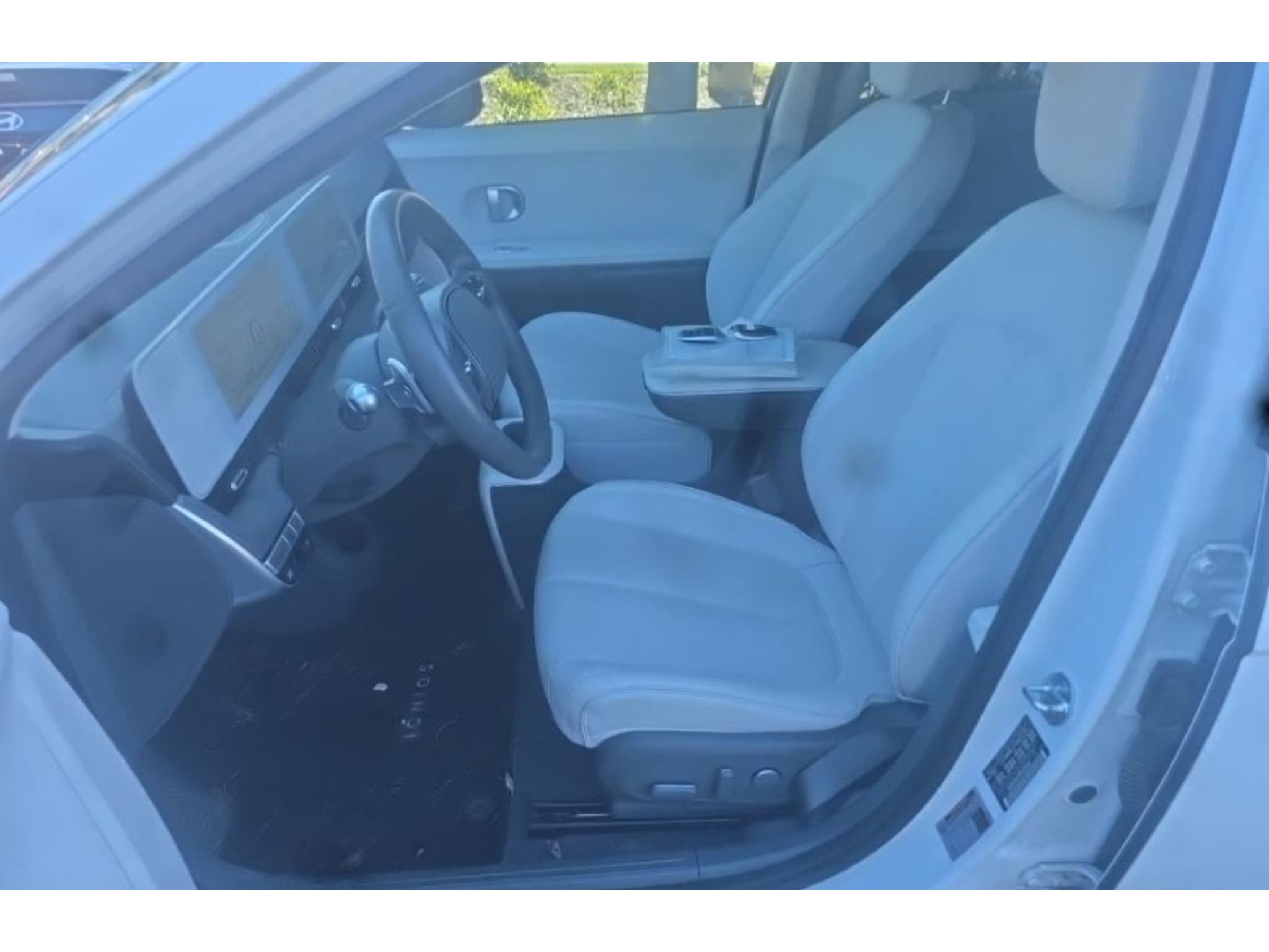 2023 Hyundai IONIQ 5 view 5