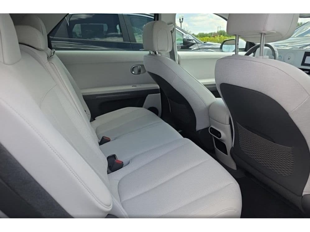 2023 Hyundai IONIQ 5 view 6