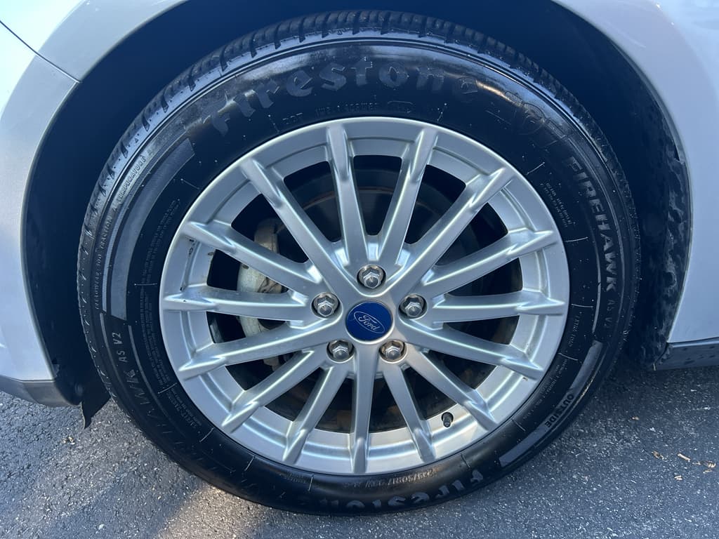 2015 Ford Focus view 25