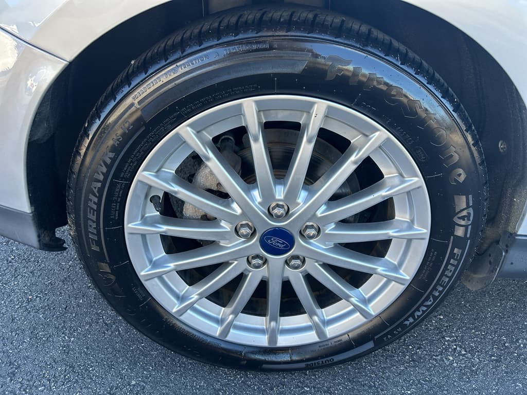 2015 Ford Focus view 21