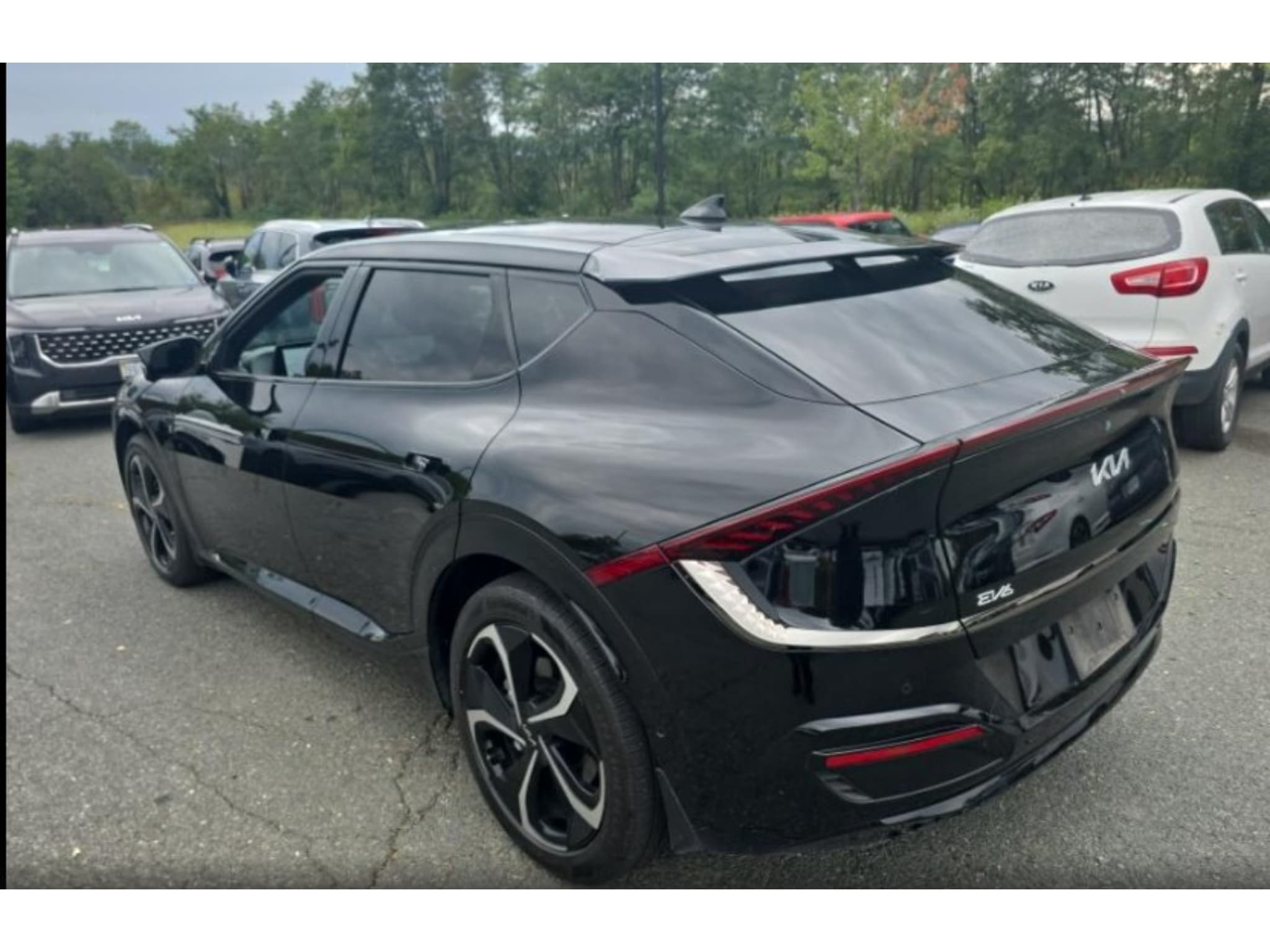 2024 Kia EV6 view 4