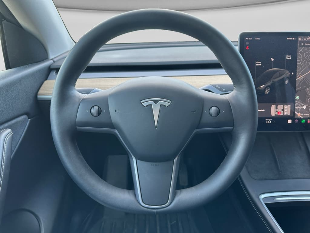 2021 Tesla Model Y view 5