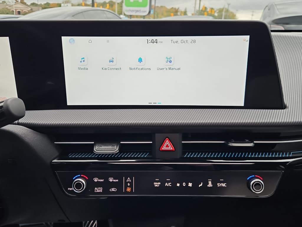 2024 Kia EV6 view 12