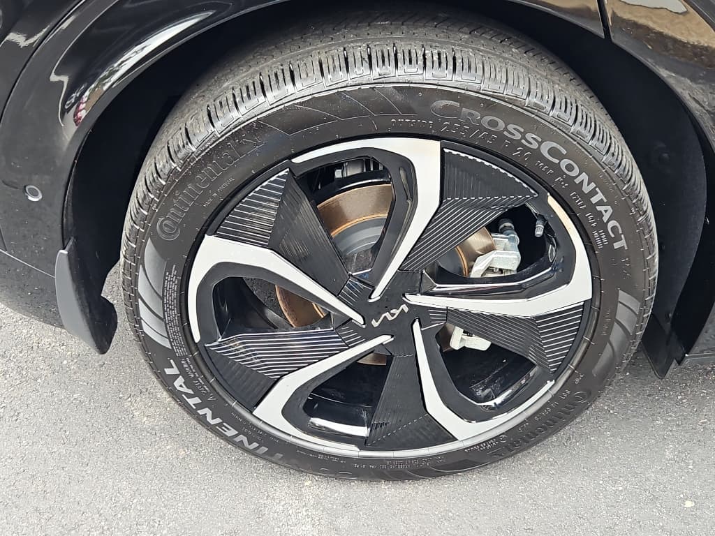 2024 Kia EV6 view 33