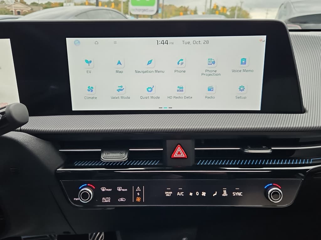 2024 Kia EV6 view 11