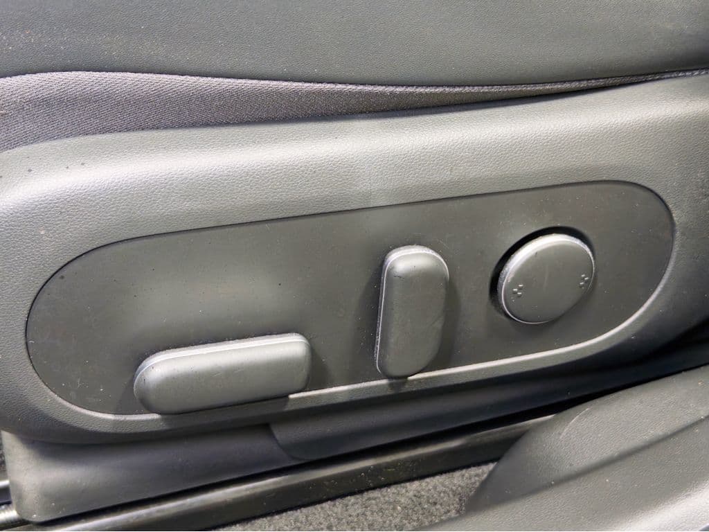 2023 Hyundai IONIQ 5 view 7