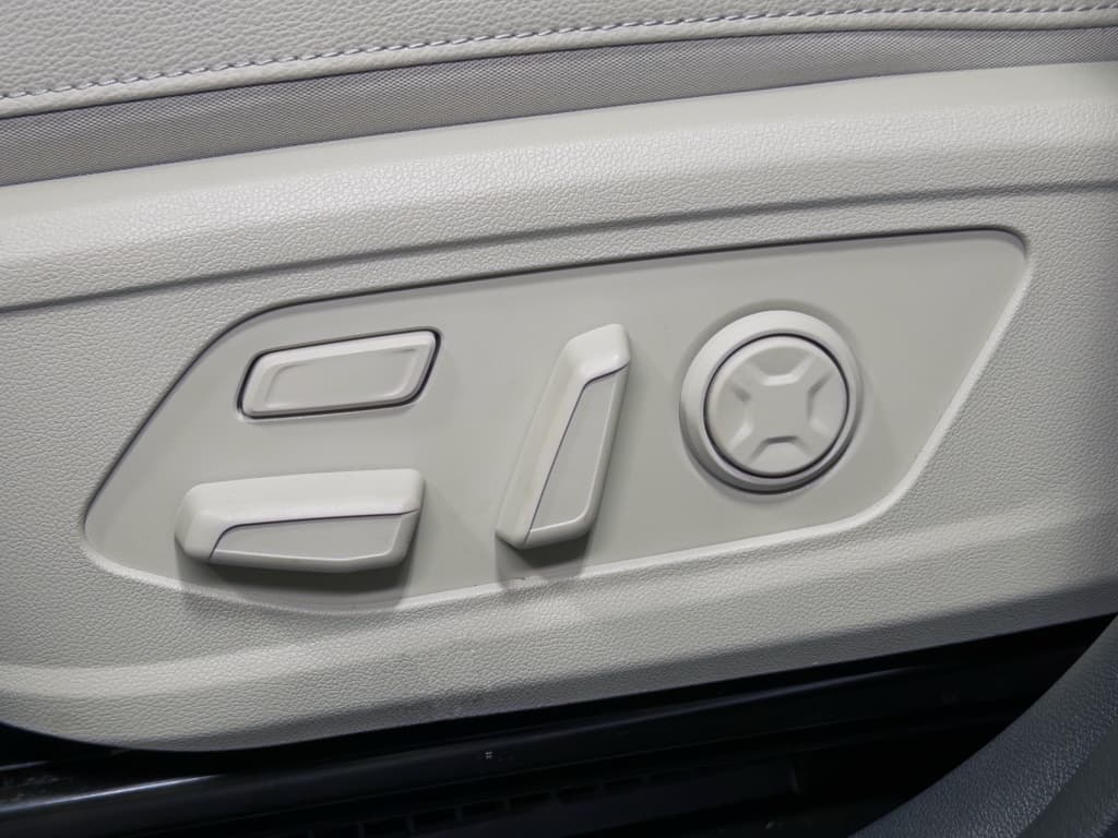 2023 Kia Sorento Plug-in Hybrid view 7